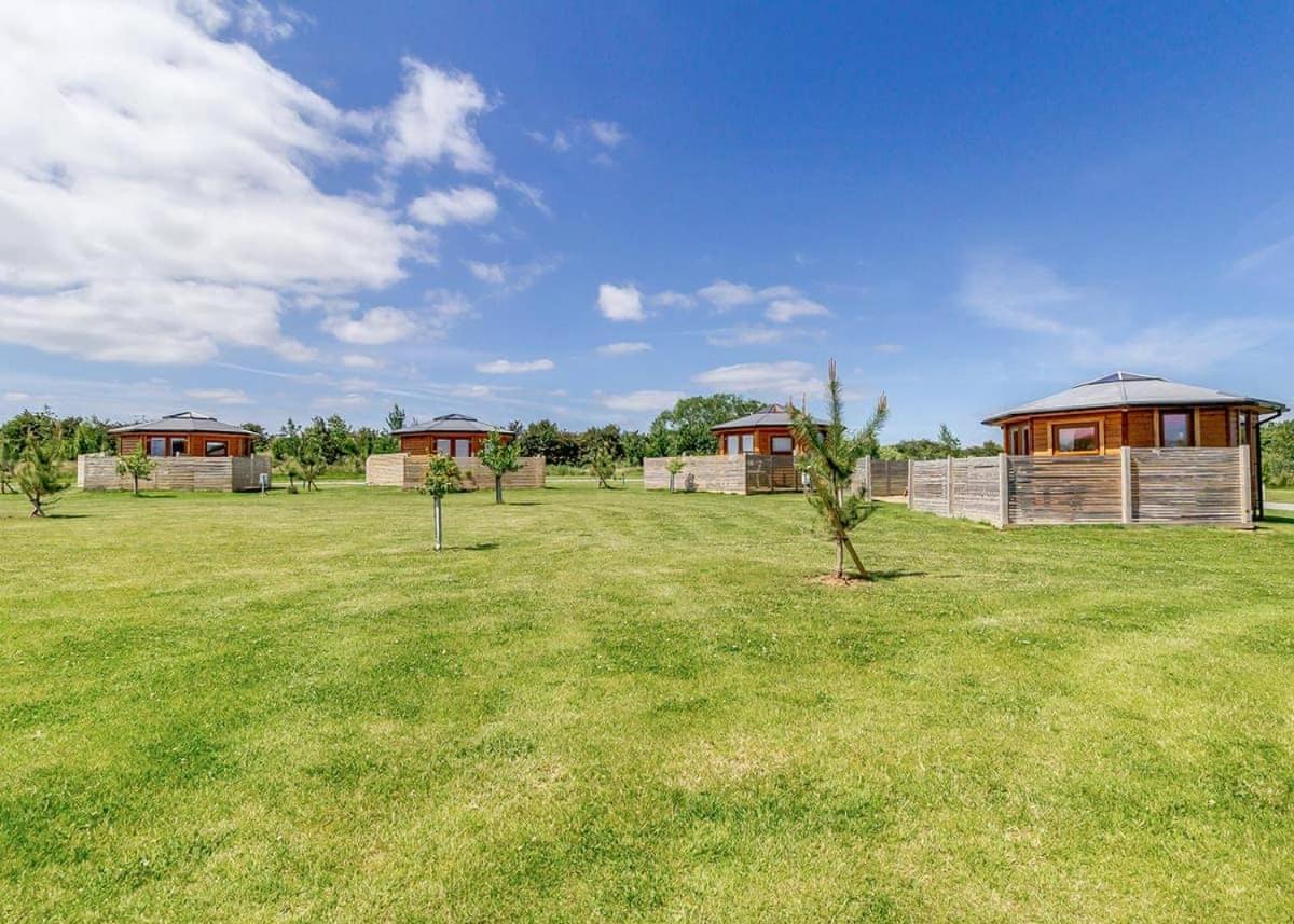Green Meadows Park Garton Dış mekan fotoğraf